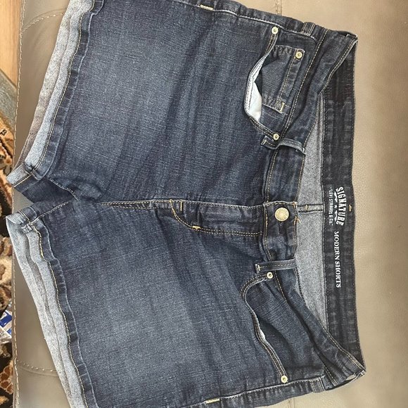 Levi Strauss & Co Modern Shorts - Picture 1 of 3